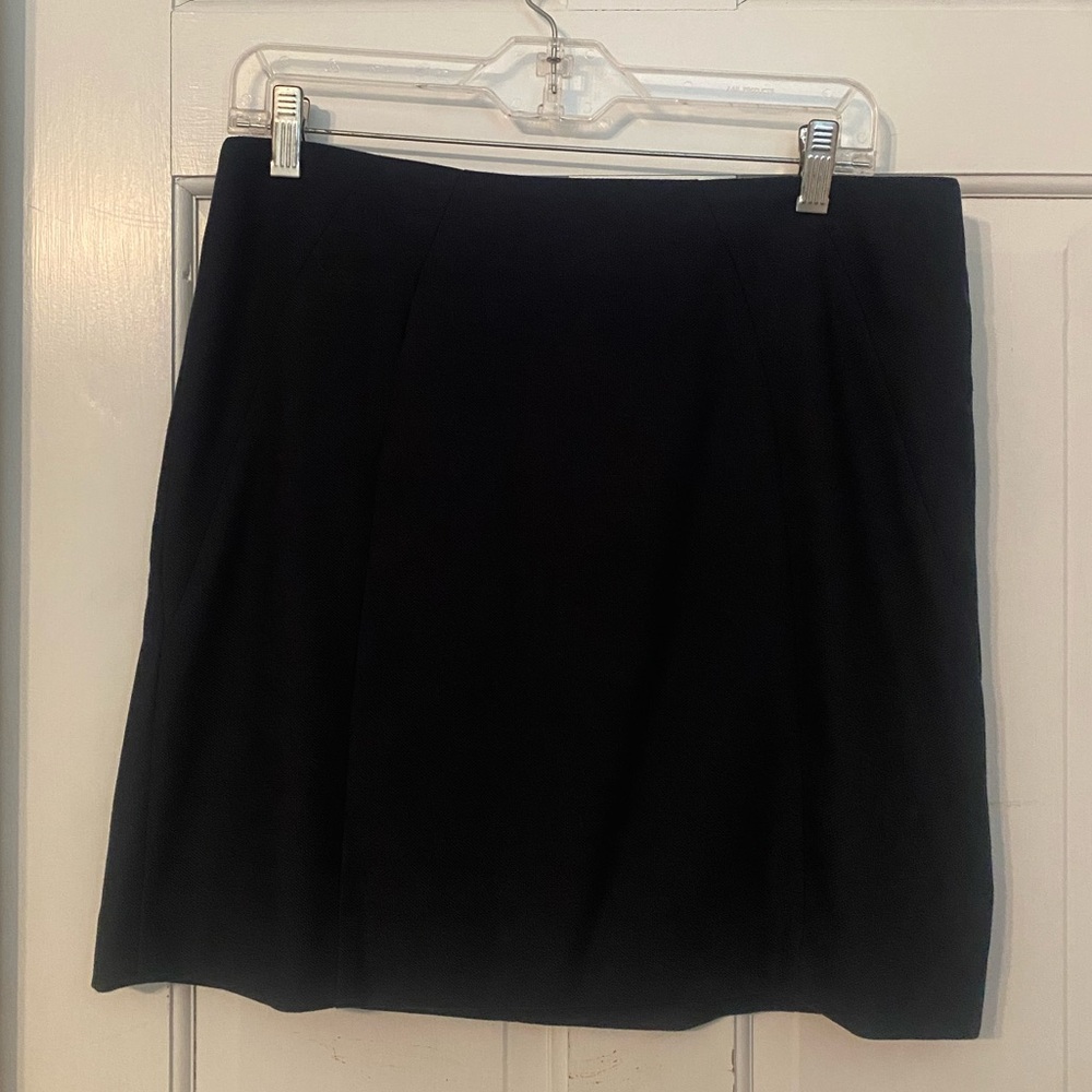 LOFT Navy Blue Skirt sz 8
